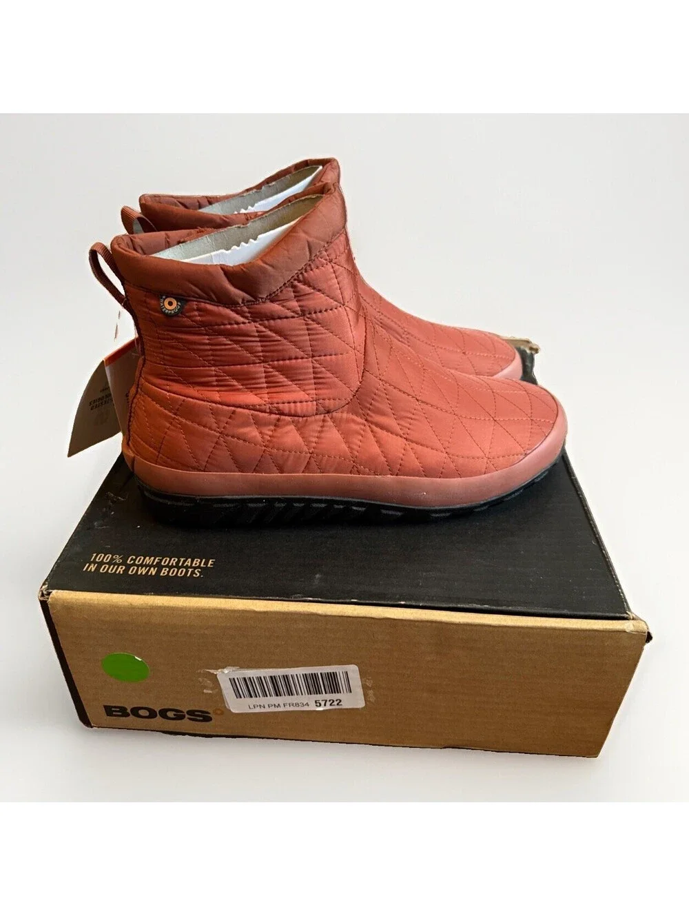 NIB Bogs Snowday II Short Women's Paprika Waterproof Boots Quilted Size 9